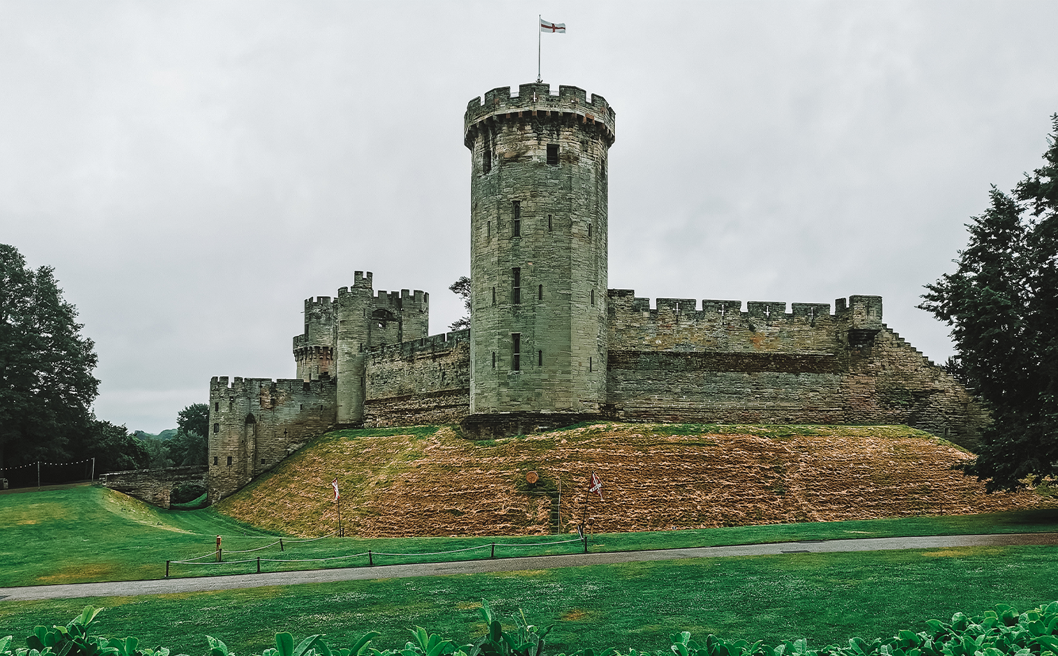 Zamek Warwick – twierdza pod Londynem